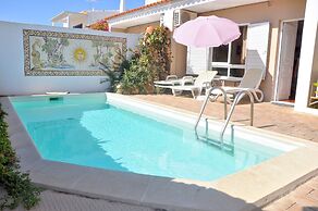 Comfortable and Well Equipped Terrace Villa With Private Pool and air 