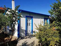 Pomegranate Cottage 1 Double Bedroom With Spectacular Mountain Sea Vie