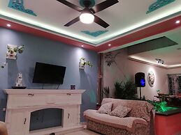 Whole House To Your Self Now Swimming Pool