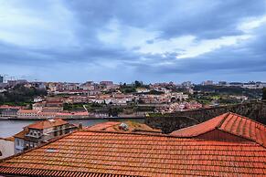 Room-charming Porto Apartment With City