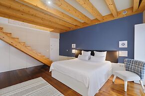 Room-charming Porto Apartment With City