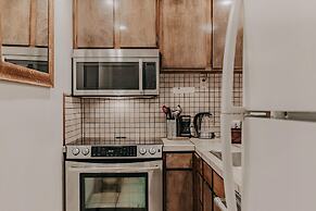 Snowater Condo #57 - A Great 2-story Family Condo That Sleeps 6!