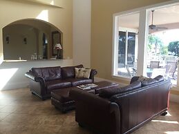 Beautiful Huge Marco Island Fl Waterfront Home- Great for Large Famili