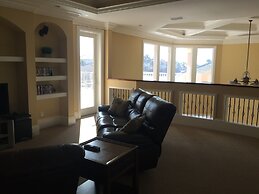 Beautiful Huge Marco Island Fl Waterfront Home- Great for Large Famili