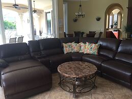 Beautiful Huge Marco Island Fl Waterfront Home- Great for Large Famili