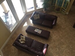 Beautiful Huge Marco Island Fl Waterfront Home- Great for Large Famili