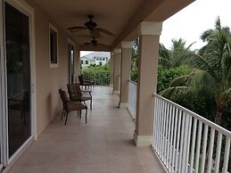 Beautiful Huge Marco Island Fl Waterfront Home- Great for Large Famili