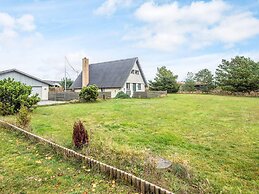 8 Person Holiday Home in Glesborg-by Traum