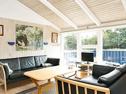 10 Person Holiday Home in Albaek