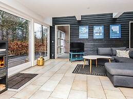 8 Person Holiday Home in Glesborg-by Traum
