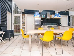 8 Person Holiday Home in Glesborg-by Traum