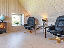 Spacious Holiday Home in Vinderup near Fjord