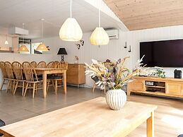 8 Person Holiday Home in Hemmet