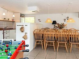 8 Person Holiday Home in Hemmet