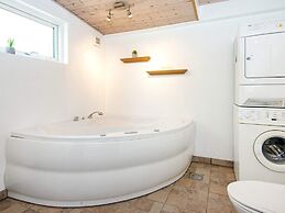 8 Person Holiday Home in Hemmet