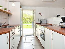 8 Person Holiday Home in Hemmet