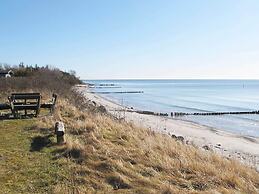 Ideal Holiday Home in Stege near Sea