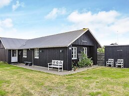 8 Person Holiday Home in Ringkobing-by Traum