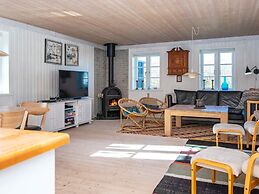 8 Person Holiday Home in Ringkobing-by Traum