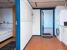 Wheelchair Accesible Cottage With Pool