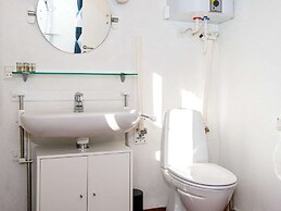 Wheelchair Accesible Cottage With Pool