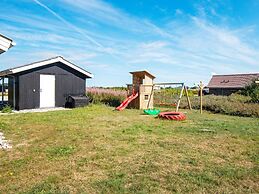 Wheelchair Accesible Cottage With Pool
