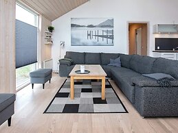 4 Star Holiday Home in Vaeggerlose