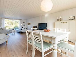 8 Person Holiday Home in Jerup-by Traum