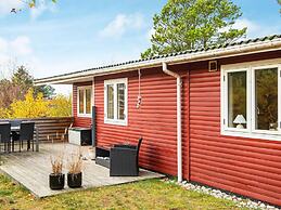 4 Person Holiday Home in Ebeltoft-by Traum