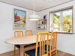 4 Person Holiday Home in Ebeltoft-by Traum