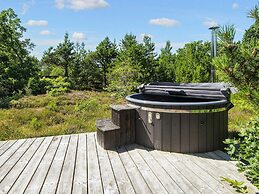 5 Person Holiday Home in Glesborg-by Traum