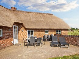 12 Person Holiday Home in Ringkobing-by Traum