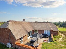 12 Person Holiday Home in Ringkobing-by Traum