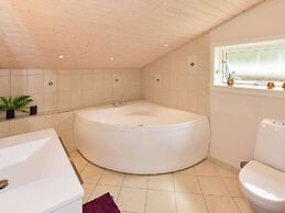 Gorgeous Holiday Home in Nørre Nebel with Hot Tub