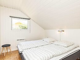 8 Person Holiday Home in Blavand