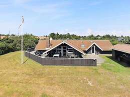 8 Person Holiday Home in Blavand