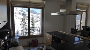 Luxury Apartment, Panoramic Mountain Views, 5 Spa Facilities - 3 Bedro