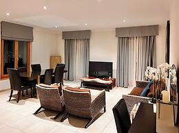 Luxury Apartment, Panoramic Mountain Views, 5 Star Spa Facilities - 3 