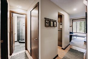 14sw - Pets OK - Fireplace, Sleeps 4!