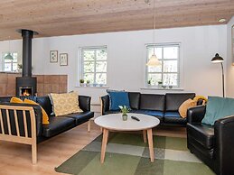 8 Person Holiday Home in Blavand