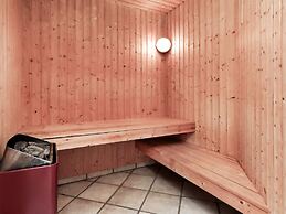 8 Person Holiday Home in Blavand