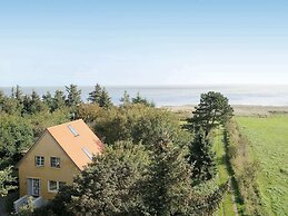 Seaside Holiday Home With Ocean View