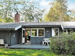 Gorgeous Holiday Home in Blåvand Jutland With Terrace
