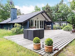 6 Person Holiday Home in Farvang-by Traum