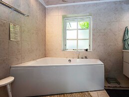 8 Person Holiday Home in Glesborg-by Traum