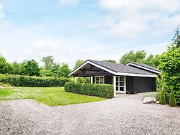 8 Person Holiday Home in Glesborg-by Traum