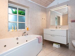 8 Person Holiday Home in Glesborg-by Traum