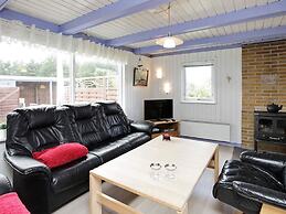 6 Person Holiday Home in Lokken-by Traum