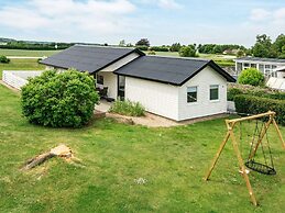 6 Person Holiday Home in Hejls