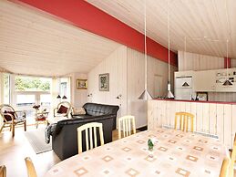8 Person Holiday Home in Hadsund-by Traum
